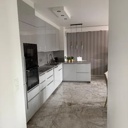 Luxus Lp Апартаменты *